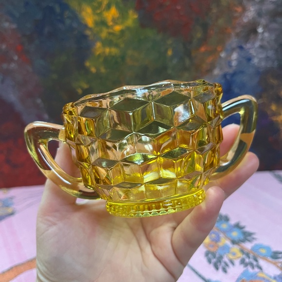 VTG Yellow Amber Depression Glass Cubist Creamer and Sugar Set - Picture 8 of 8